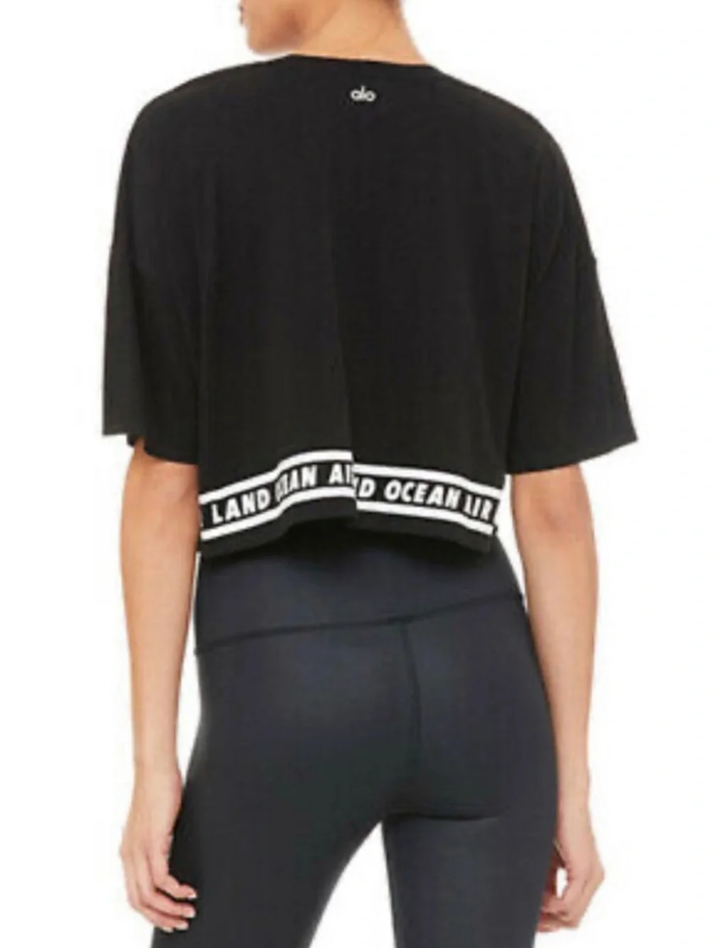 ALO Yoga black cropped